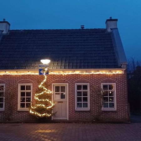 Karakteristiek Huis In Centrum Winsum Met Nieuwe Badkamer Екстериор снимка