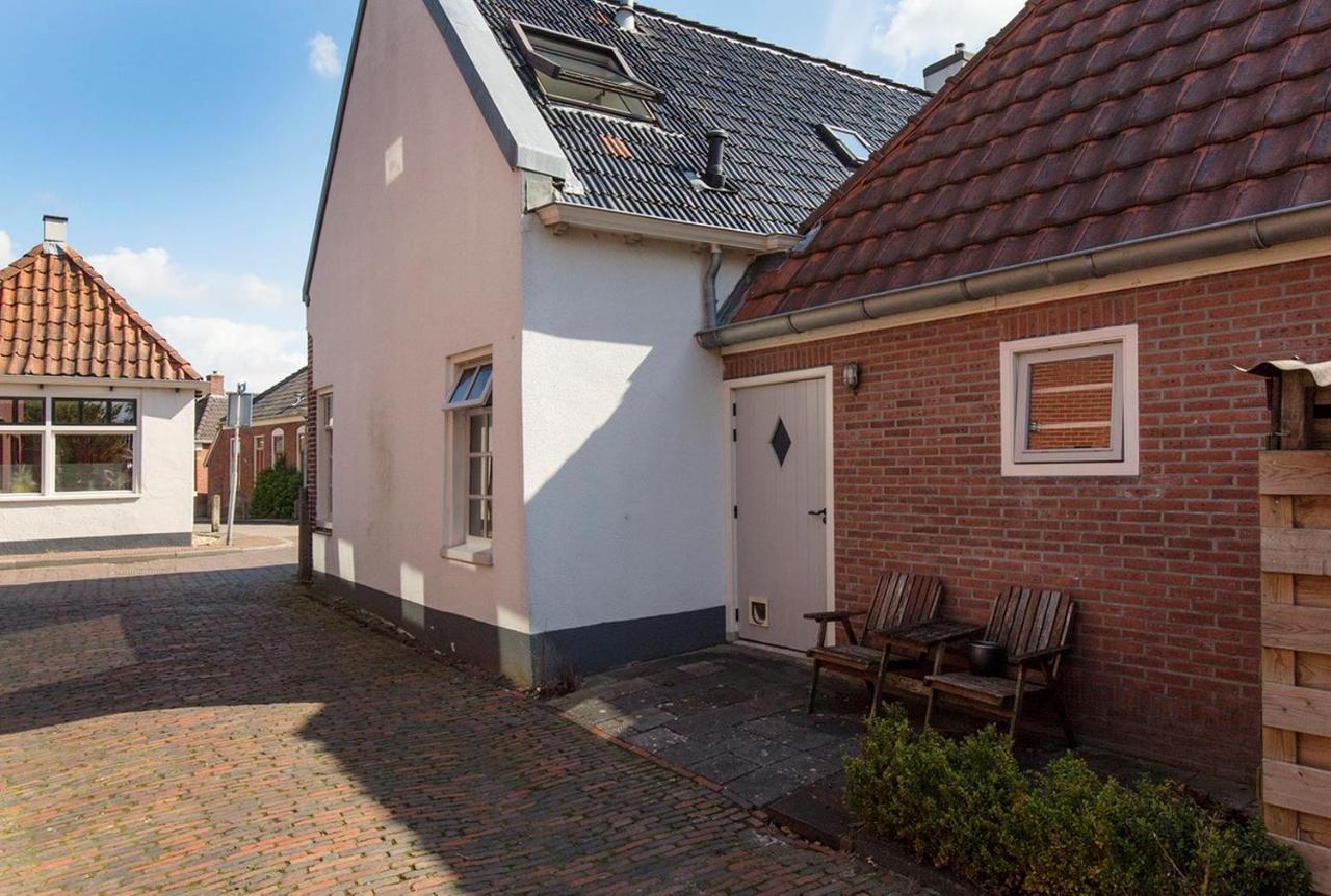 Karakteristiek Huis In Centrum Winsum Met Nieuwe Badkamer Екстериор снимка