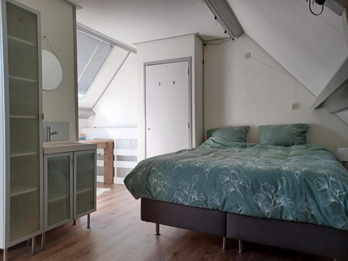 Karakteristiek Huis In Centrum Winsum Met Nieuwe Badkamer Екстериор снимка